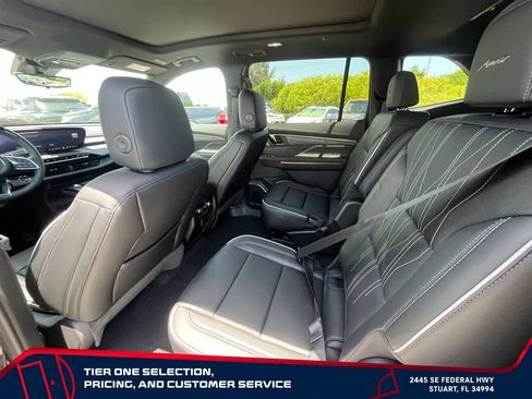 New 2026 Buick Enclave Avenir w/ Super Cruise Package AWD/4WD image 13