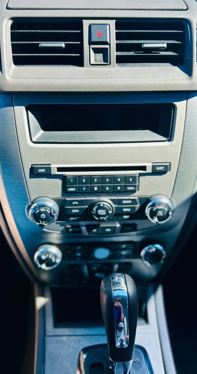 Used 2012 Ford Fusion S FWD image 14
