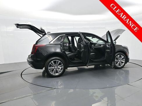 Used 2025 Cadillac XT5 Premium Luxury image 37