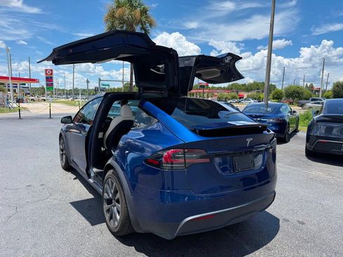 Used 2023 Tesla Model X AWD/4WD image 7