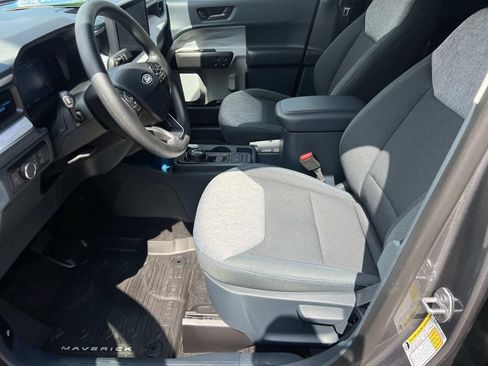 Used 2025 Ford Maverick XLT w/ Equipment Group 302A AWD/4WD image 15