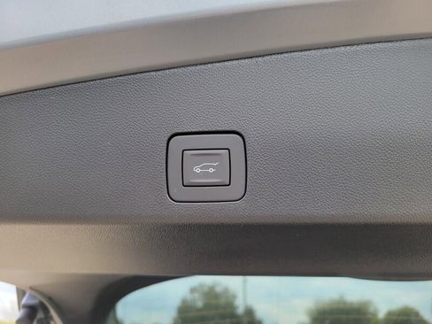 New 2026 Buick Encore GX Avenir w/ Avenir Technology Package image 8