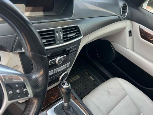 Used 2013 Mercedes-Benz C 250 Sedan image 11