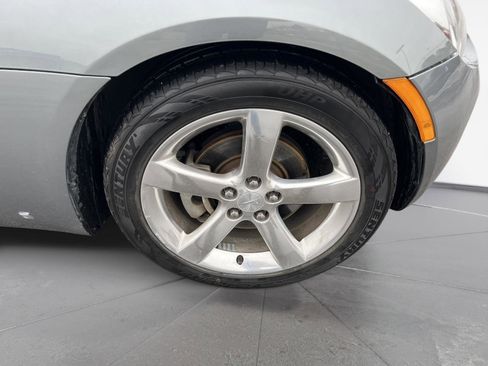 Used 2006 Pontiac Solstice Convertible w/ Premium Package image 10