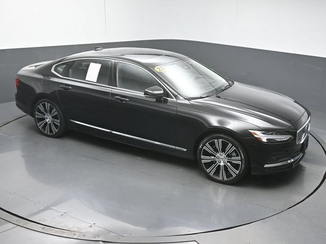 Used 2023 Volvo S90 B6 Plus AWD/4WD image 41