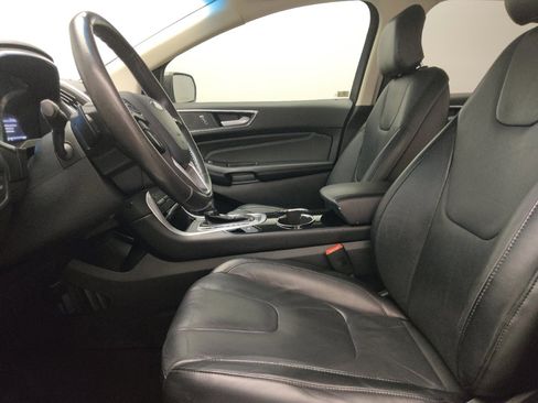 Used 2015 Ford Edge Titanium w/ Technology Package FWD image 17