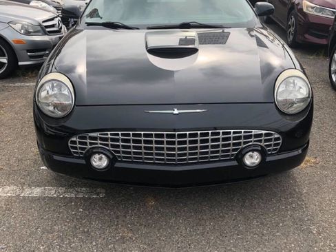 Used 2002 Ford Thunderbird Deluxe image 1