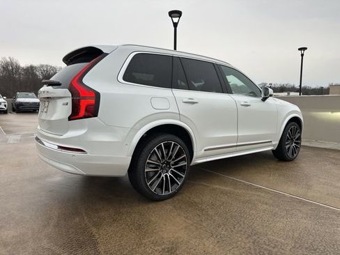 New 2026 Volvo XC90 B6 Plus w/ Protection Package image 7