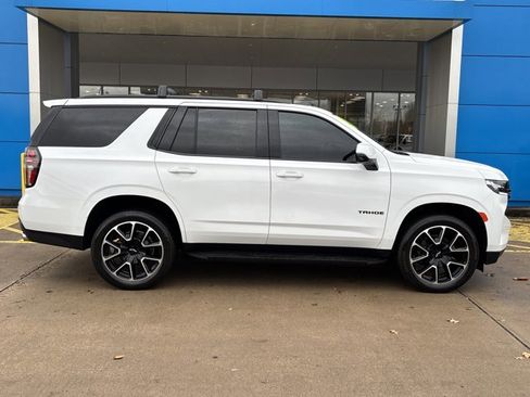 Used 2024 Chevrolet Tahoe RST w/ Sport Performance Package image 2