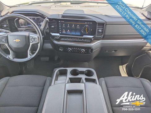 Used 2023 Chevrolet Silverado 1500 LT AWD/4WD image 14