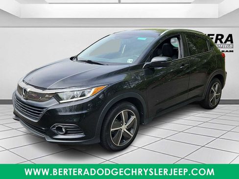 Used 2021 Honda HR-V EX-L image 3
