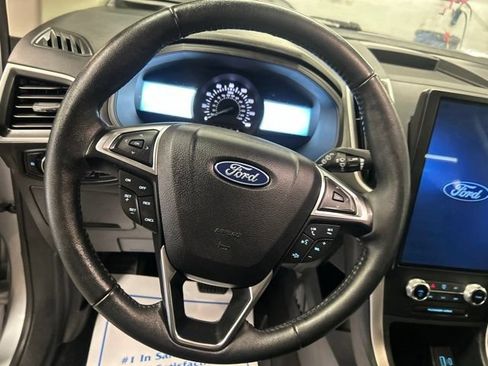 Used 2024 Ford Edge SEL w/ Convenience Package AWD/4WD image 17