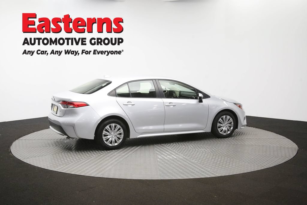 Used 2022 Toyota Corolla LE FWD image 44
