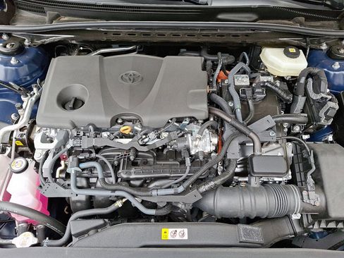 Used 2025 Toyota Camry LE image 27