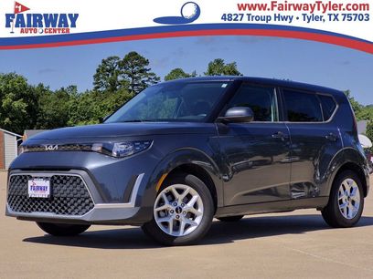 Used 2023 Kia Soul LX w/ LX Technology Package