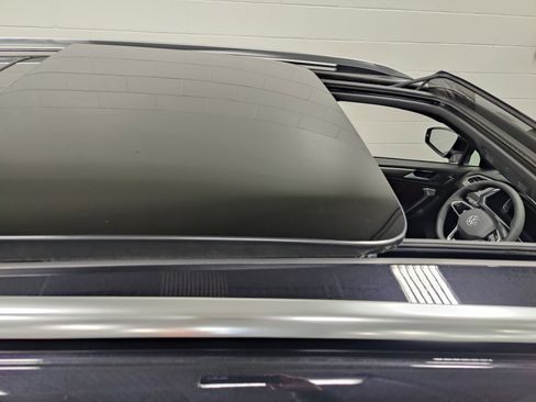 Certified 2024 Volkswagen Tiguan SEL R-Line w/ MDO Package, Two-Row image 7