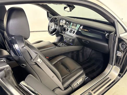 Used 2014 Rolls-Royce Wraith RWD image 25