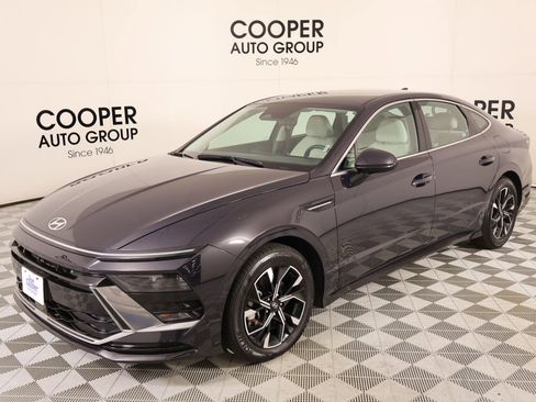 Certified 2025 Hyundai Sonata SEL FWD image 9