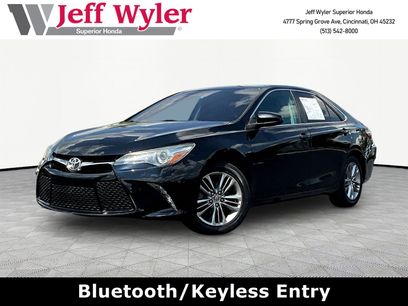 Used 2015 Toyota Camry SE w/ Moonroof Package