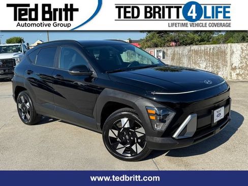 Used 2025 Hyundai Kona SEL AWD/4WD image 1