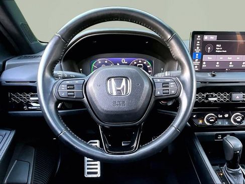Used 2023 Honda Accord Sport image 9