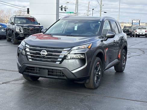 New 2026 Nissan Rogue SV w/ SV Premium Package image 10