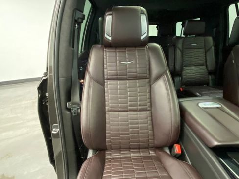 Used 2021 Cadillac Escalade ESV Sport Platinum w/ LPO, ONYX Package image 22