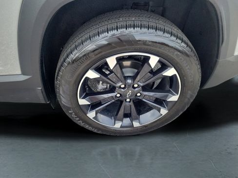 Used 2026 Chevrolet Equinox RS w/ Convenience Package III FWD image 9