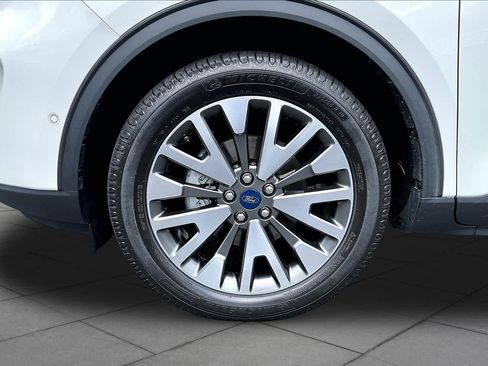 Used 2020 Ford Escape Titanium AWD/4WD image 11
