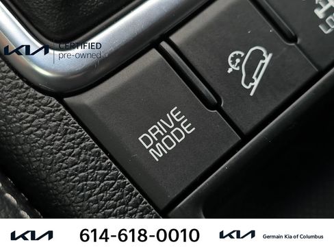 Certified 2022 Kia Sportage EX AWD/4WD image 32