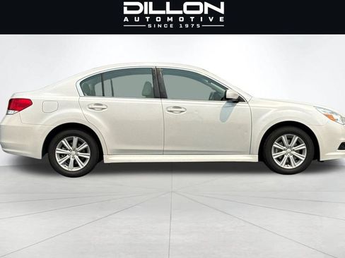Used 2011 Subaru Legacy 2.5i Premium w/ All-Weather Pkg AWD/4WD image 3