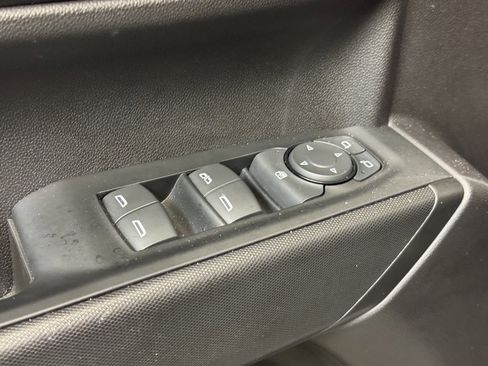 Used 2024 GMC Sierra 1500 Pro w/ Pro Value Package image 11