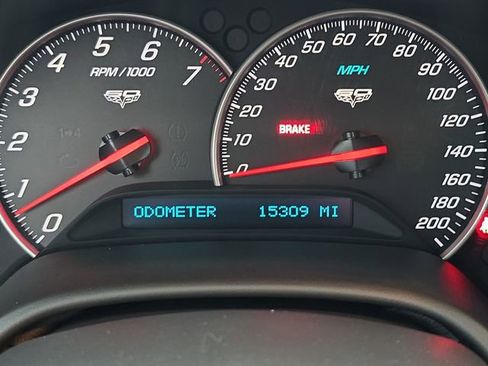 Certified 2013 Chevrolet Corvette 427 w/ 1SB Preferred Equipment Group image 13