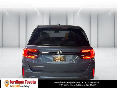 Used 2025 Honda Odyssey EX-L image 6