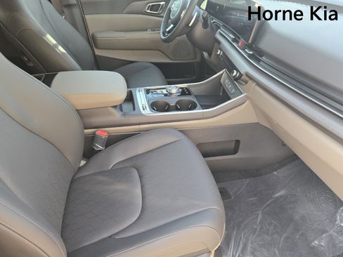 New 2026 Kia Carnival SX image 11