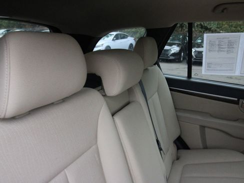 Used 2011 Hyundai Santa Fe GLS image 22