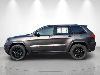 Used 2020 Jeep Grand Cherokee Altitude