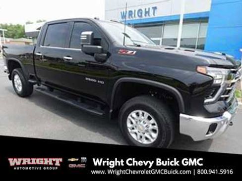 Used 2024 Chevrolet Silverado 3500 LTZ image 1