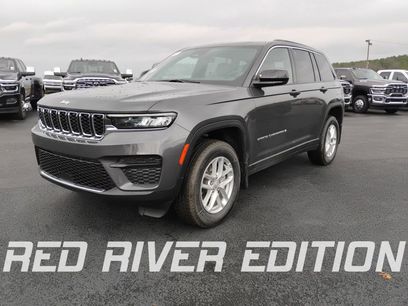 New 2026 Jeep Grand Cherokee Laredo