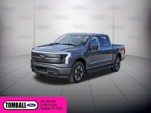 Used 2023 Ford F150 Lightning XLT AWD/4WD image 3