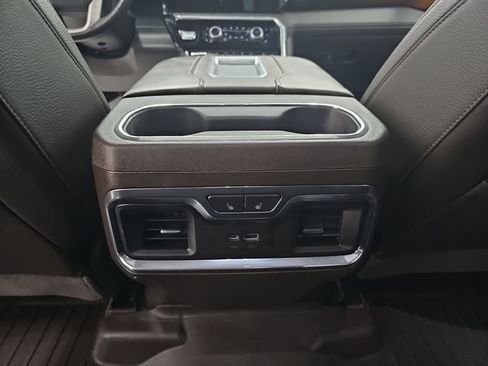 Used 2022 GMC Sierra 1500 Denali image 41