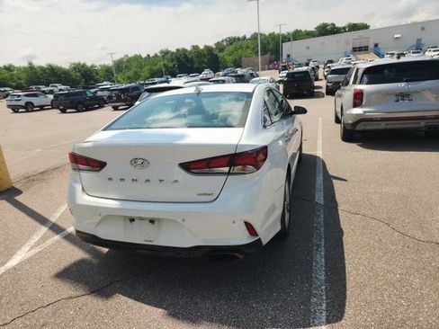 Used 2018 Hyundai Sonata Limited w/ Limited Ultimate Package 03 FWD image 12