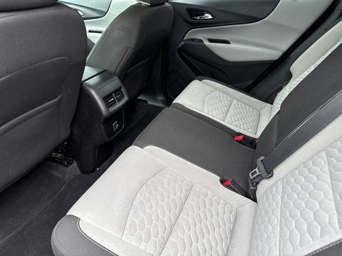 Used 2019 Chevrolet Equinox LT image 11