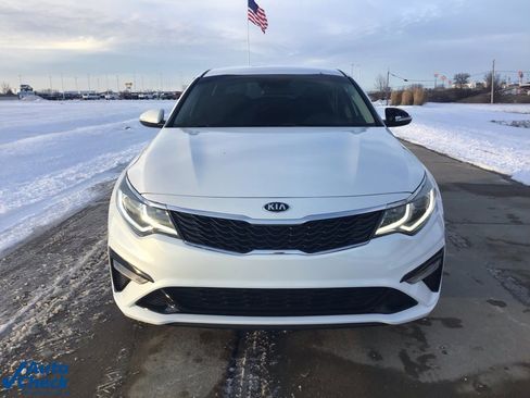 Used 2019 Kia Optima LX image 10