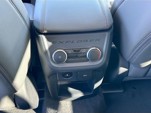New 2026 Ford Explorer Active image 18