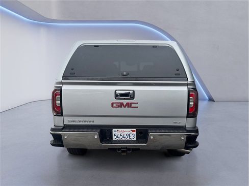 Used 2018 GMC Sierra 1500 SLT image 5