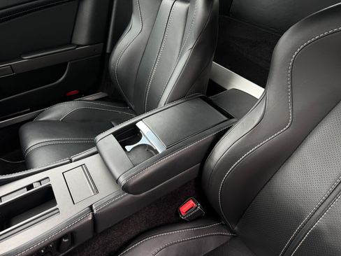 Used 2015 Aston Martin V8 Vantage GT RWD image 62