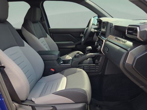 Certified 2025 Toyota Tacoma TRD Sport AWD/4WD image 15