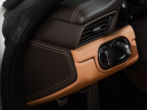 Used 2019 Porsche 911 Targa 4 GTS AWD/4WD image 22