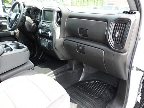 Used 2024 GMC Sierra 1500 Pro w/ Fleet Convenience Package AWD/4WD image 34